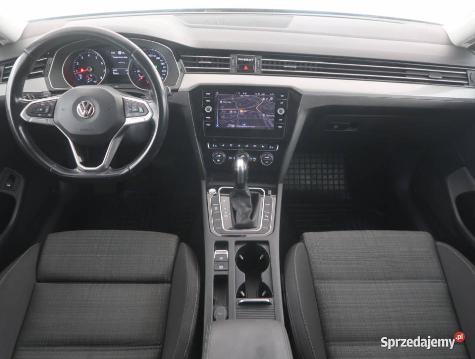 VW Passat 15 TSI Sedan / Limuzyna