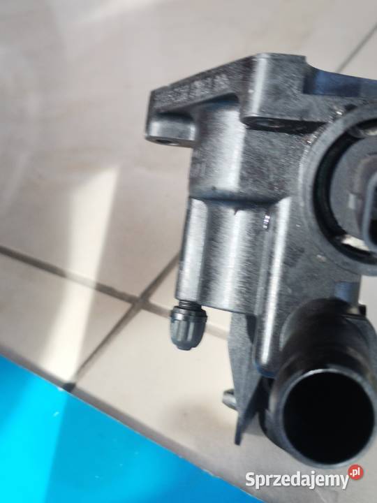 Termostat z obudowa Renault Clio kango 15DCi 09r Termostaty podlaskie Białystok sprzedam