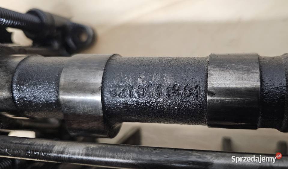 Wałek rozrządu mercedes w123 20d 6210511801 osobowe Zbąszyń