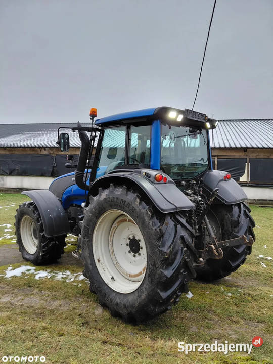 Ciągnik rolniczy VALTRA T151E