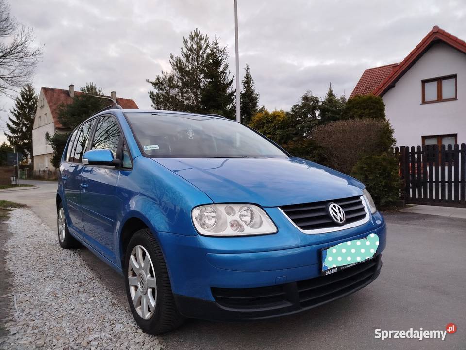 Volkswagen Touran 16 benzyna 2003 zadbany Wrocław