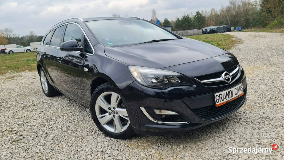 Opel Astra 14T 140 LIFT Sports Tourer Business Astra świętokrzyskie sprzedam