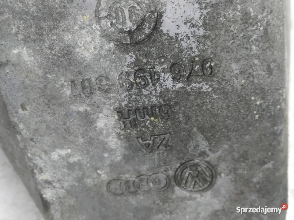 ŁAPA WSPORNIK 976199307 25 TDI VW Volkswagen Rok produkcji 2007