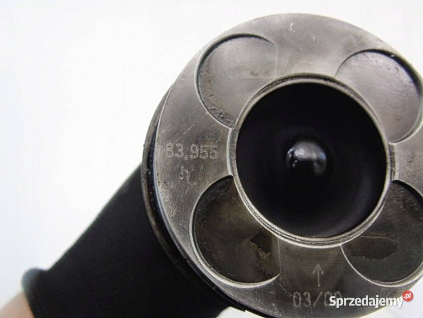 TŁOK KORBOWÓD 20 D BMW E46 E39 E87 320 520 318 śląskie Sosnowiec