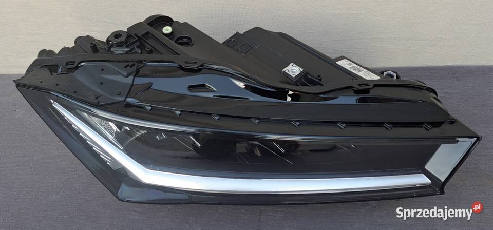 Lampa Przednia Prawa Full LED Skoda Superb IV sprzedam