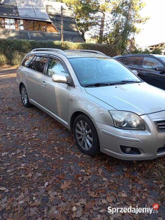 Sprzedam Toyota Avensis D4D przyciemniane szyby Samochody osobowe Suchedniów
