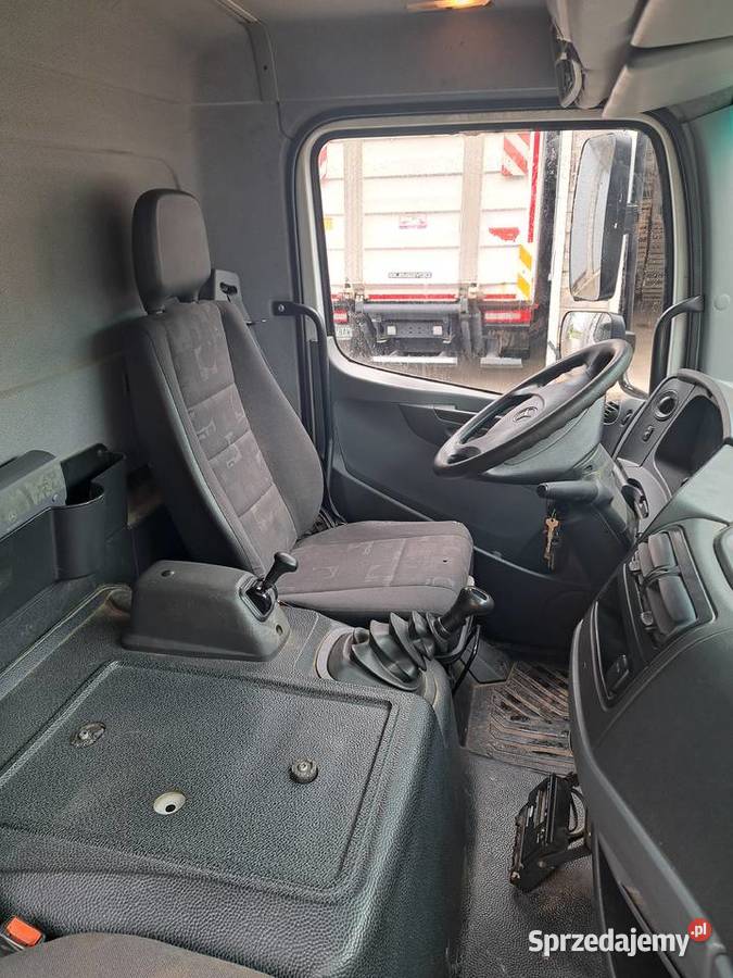 MercedesBenz Atego 1318 chłodnia garażowany Motoryzacja małopolskie Wawrzeńczyce