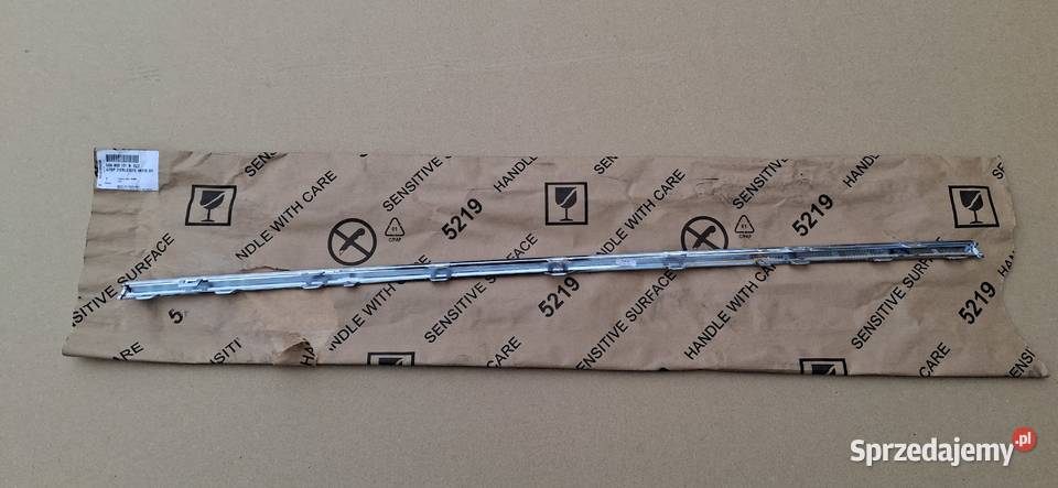 VW GOLF VII 7 LIFT LISTWA CHROM KRATKI ZDERZAKA Kargowa