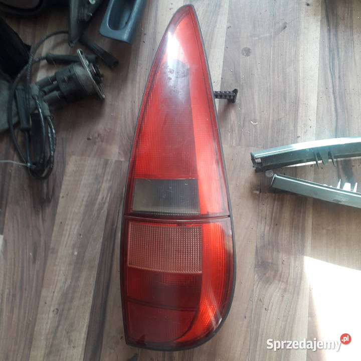 Zderzak tylny Renault Laguna I Combi lift Żabno