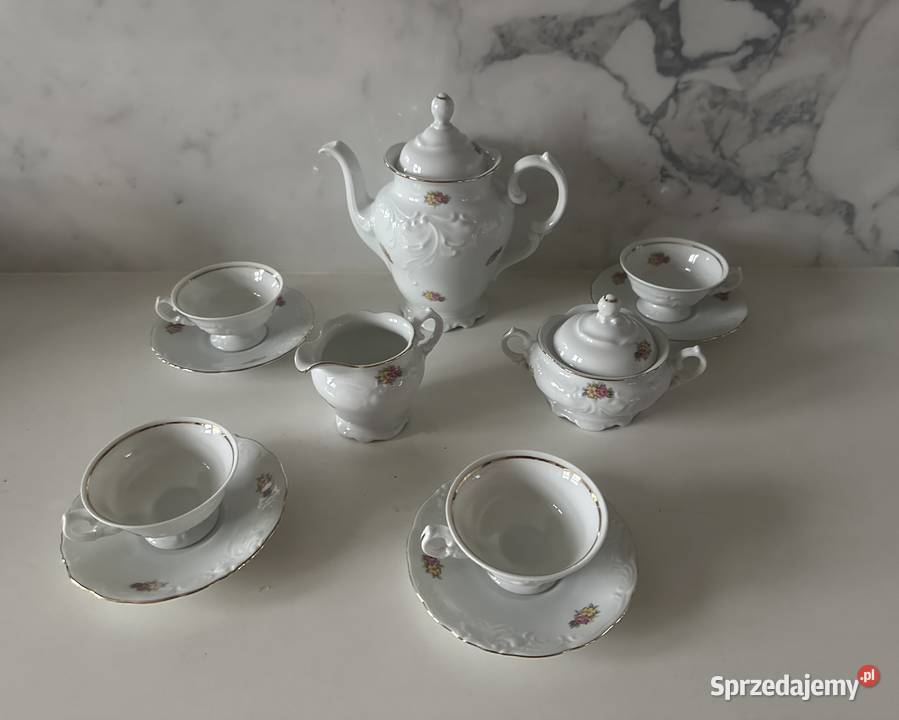Serwis śniadaniowy porcelana Wawel z lat PRLu łódzkie Łódź sprzedam