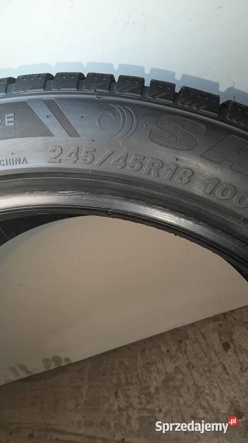 Opony zimowe 2454518 75mm Samochodowe Sędziszów sprzedam
