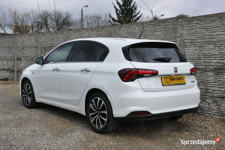 Fiat Tipo 14 95 hatchback LED Navi Kamera Dąbrowa Górnicza sprzedam