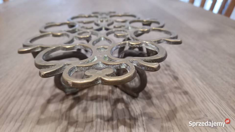 Podstawka mosiężna pod garnek żelazko Jabłka 680 Gawroniec