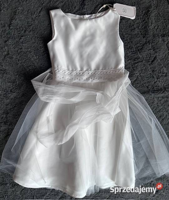 Nowe sukienki komunijne dziewczynka Trzemeszno