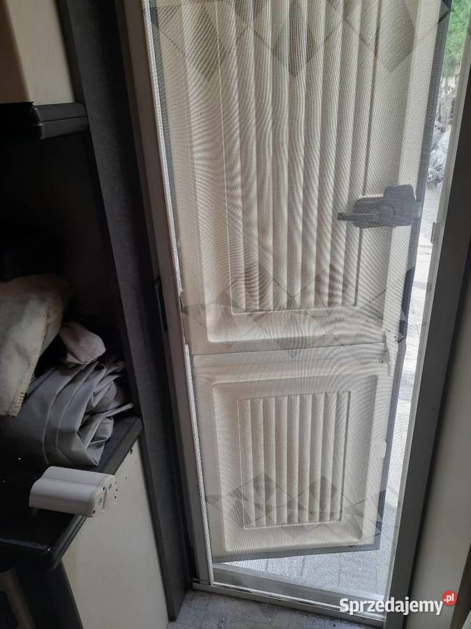 Moskitiera drzwiowa do przyczepy kempingowej Skokowa