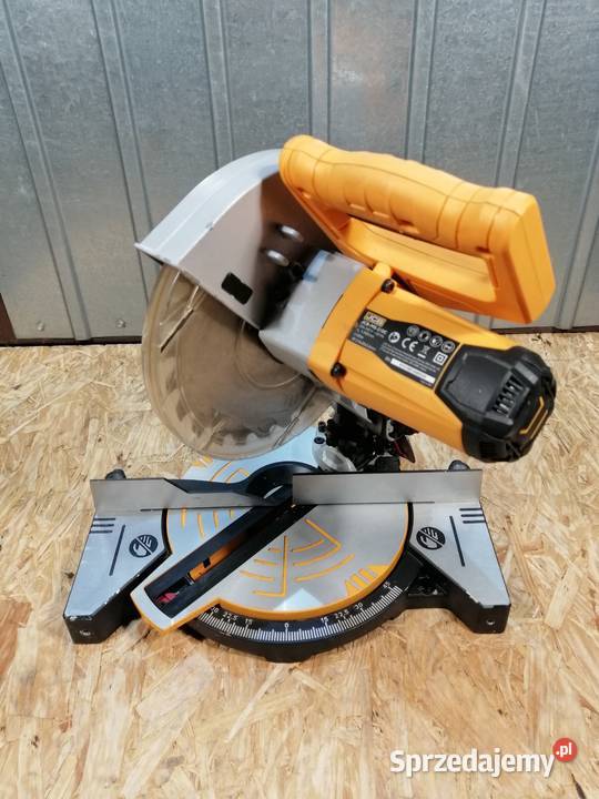 PIŁA UKOŚNICA JCB JCBMS210C 1100W 210mm Elektryczne Wyrzeka