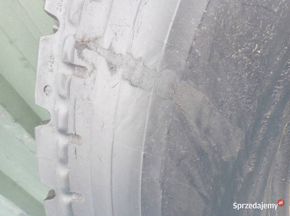 Opona 1100 1100 R 24 Michelin X E24x