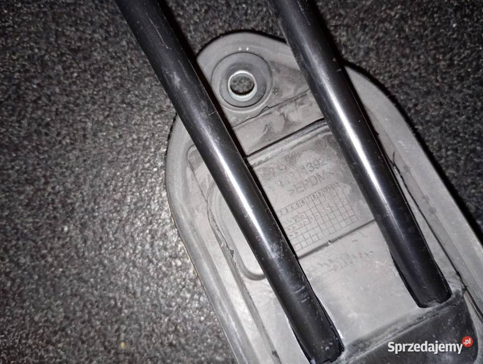 Lewarek linki Gałka Toyota Yaris IV 10 Manual Układ napędowy Lublin sprzedam