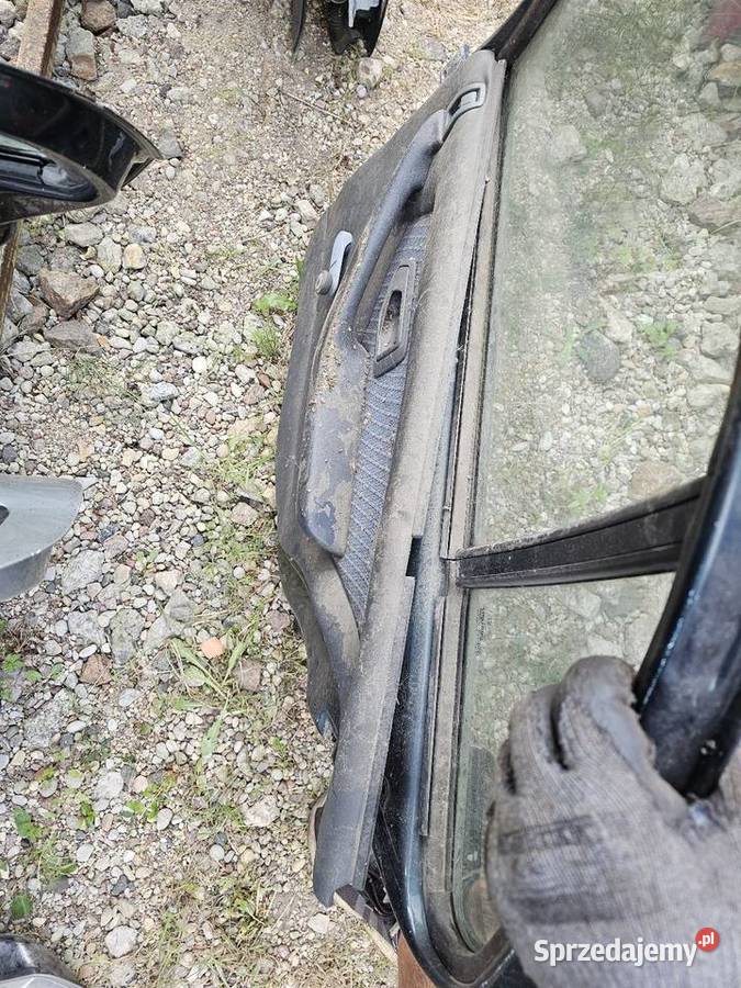 Drzwi pegueot 306 prawy tył Drzwi mazowieckie sprzedam