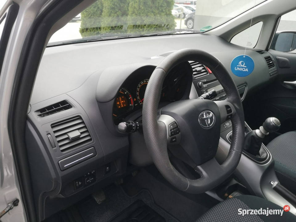 Toyota Auris 16 Benzyna 132 Klimatr LIFT Isofix immobilizer dolnośląskie sprzedam