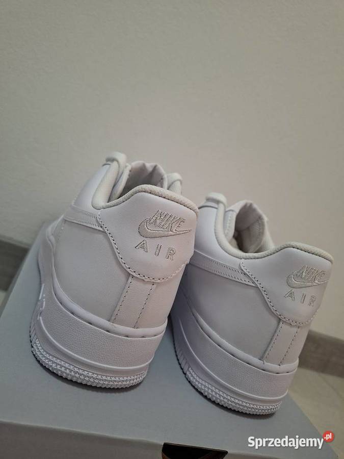 Buty Nike Air Force 1 07 Low r47