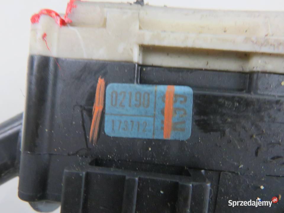 PRZEŁĄCZNIK ZESPOLONY TOYOTA COROLLA E12 Panele sterowania, przełączniki sprzedam