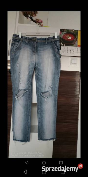 Damskie spodnie z dziurami Rozmiar 40(L) Spodnie sprzedam