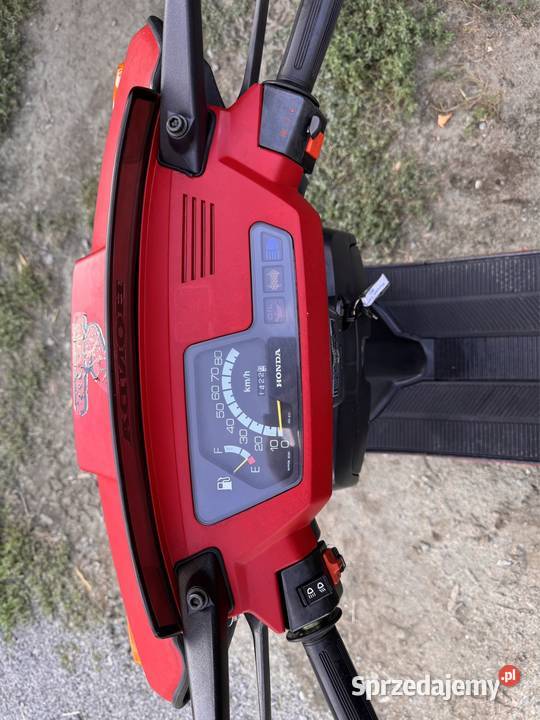 Honda Lead 80 skuter automatyczna