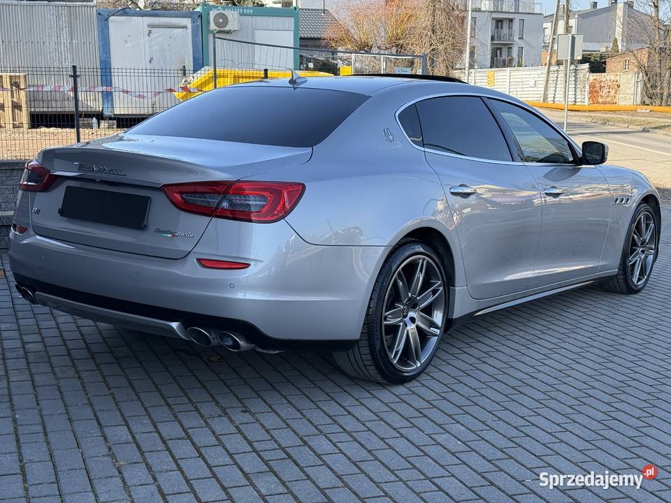 Maserati Quattroporte4x4 Xenon 30 BenzynaSkóry srebrny Poznań