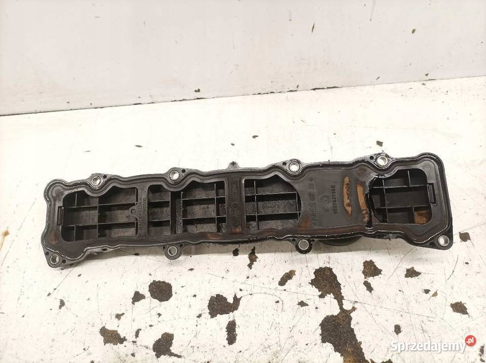 POKRYWA ZAWORÓW 9657637880 14 16V Peugeot 206 I