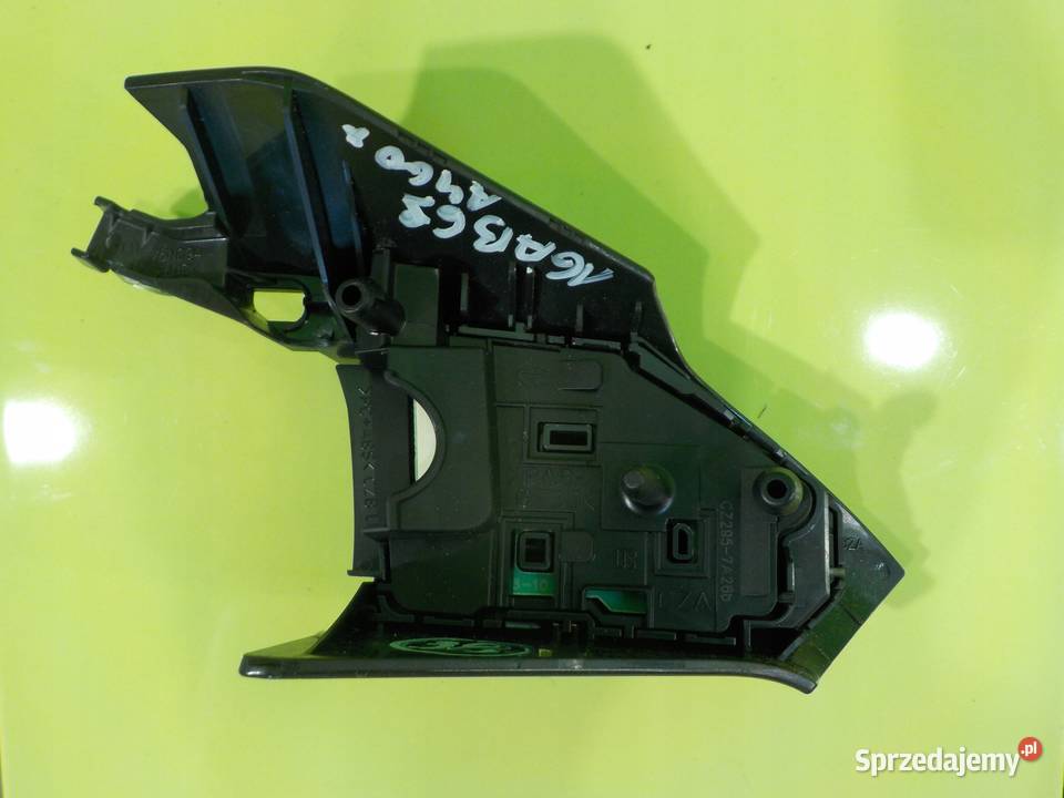 TOYOTA AYGO X 10 VVTI 22r 5D przelaczniki