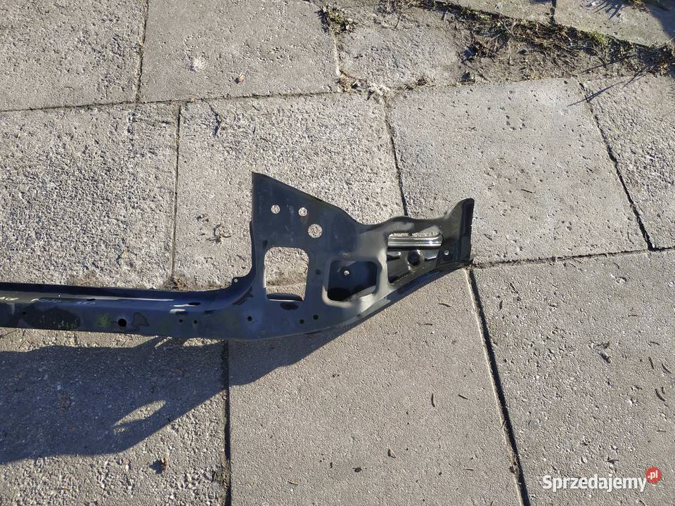 Toyota hiace 1995 belka wzmocnienie czołowe pas