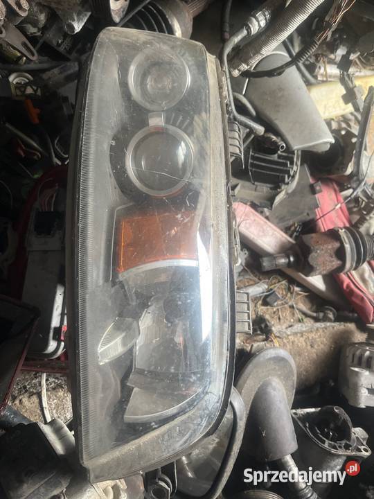 FIAT PUNTO II REFLEKTOR LAMPA PRAWA PRAWY PRZÓD