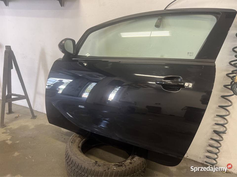 Opel Corsa E Drzwi przód 3d lewe prawe igła