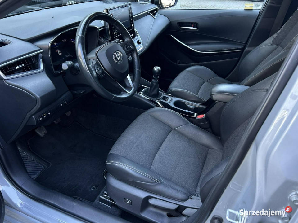 Toyota Corolla 12 T 116 COMFORT STYLE TECH salon manualna Warszawa