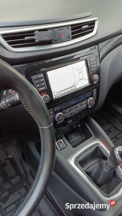 Nissan Qashqai diesel 4x4 panorama dach Oława