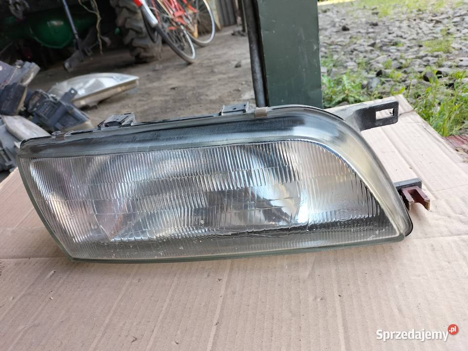 Almera n15 LAMPA PRZÓD PRZEDNIA PRAWA lubelskie