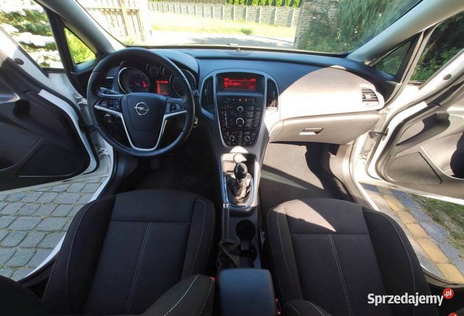 Opel Astra 20 CDTI DPF Color Edition Szadek sprzedam
