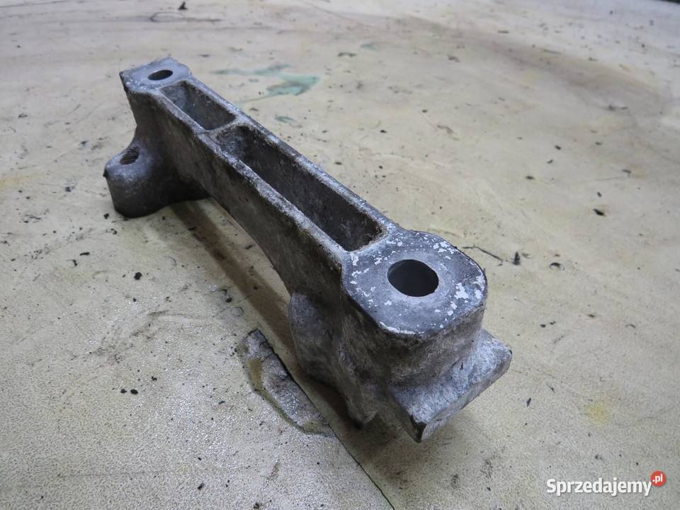 ŁAPA PODUSZKI SILNIKA AVENSIS T27 T29 20D