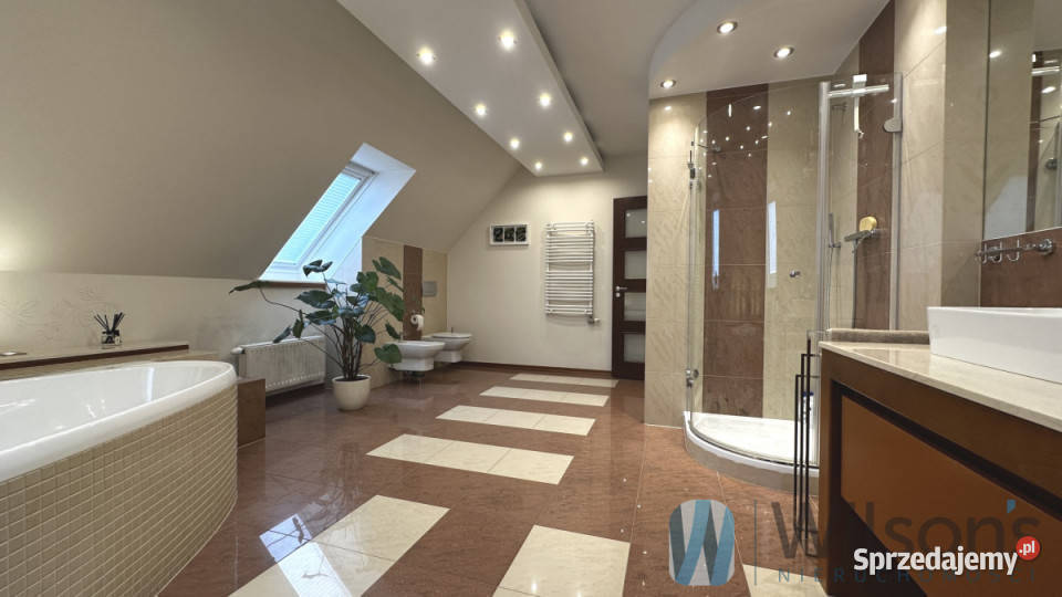 Dom wolnostojący 24461m2 Wysoka