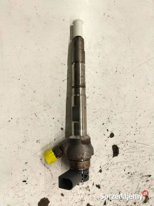 WTRYSKIWACZ 0445110469 04L130277AC 20 TDI VW Rok produkcji 2015