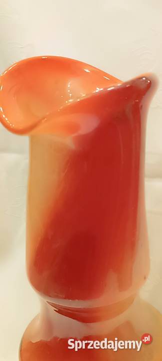 Wazon czerwony Szkło artystyczne PRL proj