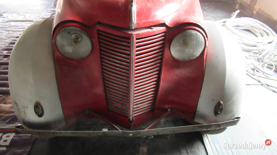 Renault 11 l Juvaquatre Fourgonnette 1951r Pali Sulechów