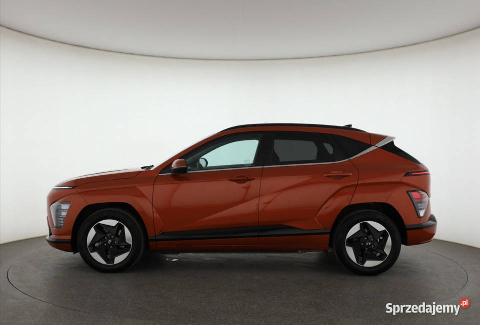 Hyundai Kona Electric 48 kWh 8076km sprzedam