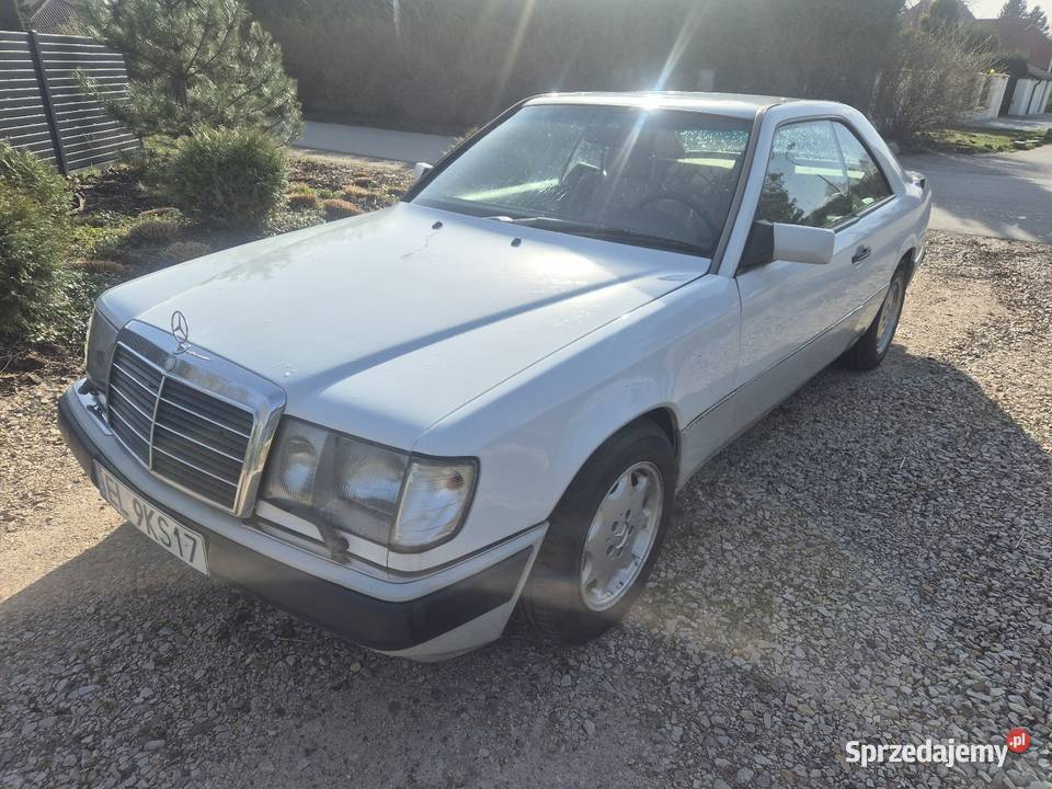 MercedesBenz W124 300ce 90 r KLASYK nowe opony i Łódź