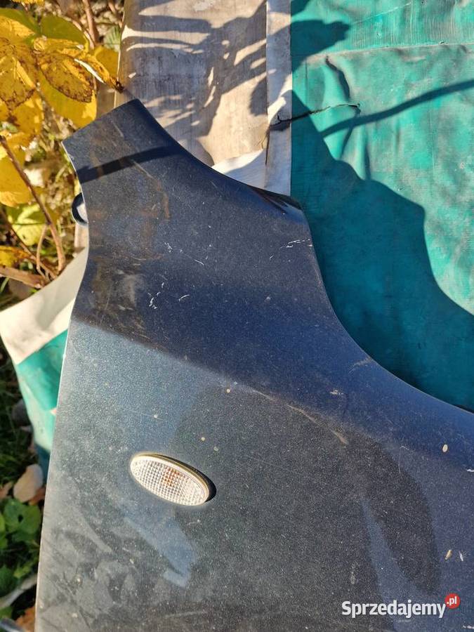 Błotnik prawy mazda 3 bk szary Skoczów sprzedam