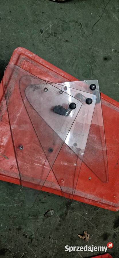 vw T3 szyby trójkątne uchylne prawe