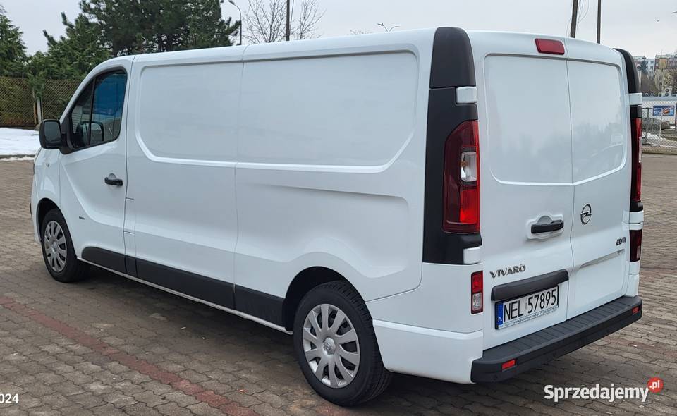Opel Vivaro 16 cdti 120 1 rej 2018 stan VAT1