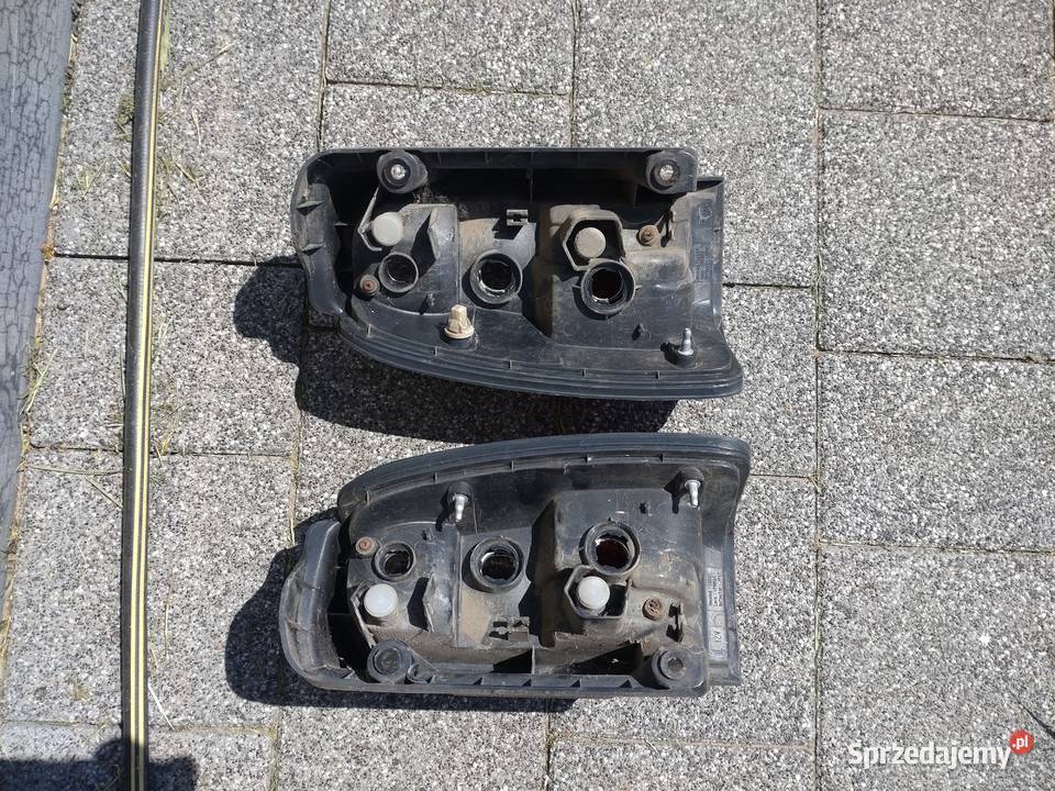 4runner 19962002 tylne lampy terenowe sprzedam