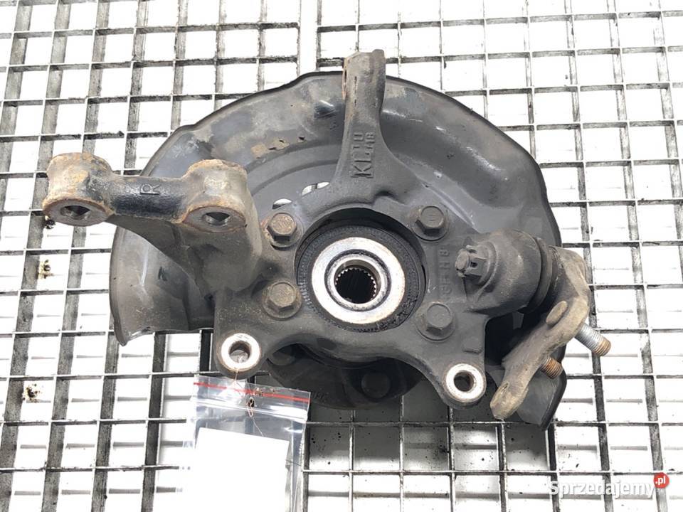 ZWROTNICA PRAWY PRZÓD TOYOTA COROLLA E18 16 132